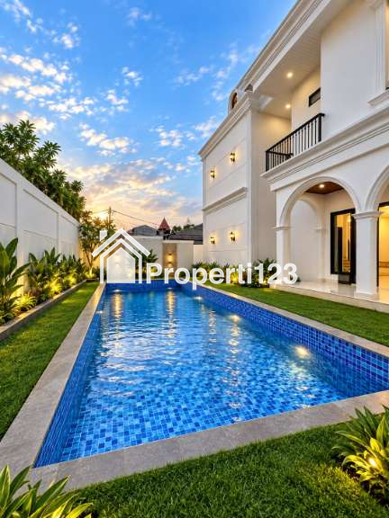 Dijual Rumah Mewah Bonus Private Pool di Jatipadang Jakarta Selatan - 6