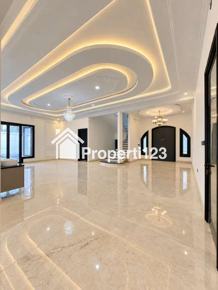 Dijual Rumah Mewah Bonus Private Pool di Jatipadang Jakarta Selatan - 7