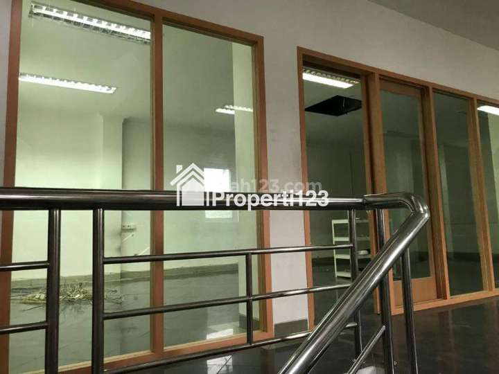 Disewakan Ruko Gandeng di Jl. KH Hasyim Ashari, Petojo Utara, Gambir, Jakarta Pusat - 10