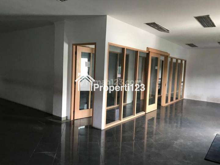 Disewakan Ruko Gandeng di Jl. KH Hasyim Ashari, Petojo Utara, Gambir, Jakarta Pusat - 6