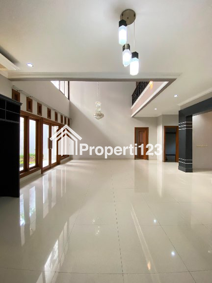 Dijual Rumah Mewah Siap Huni di Pondok Kelapa Jakarta Timur - 3