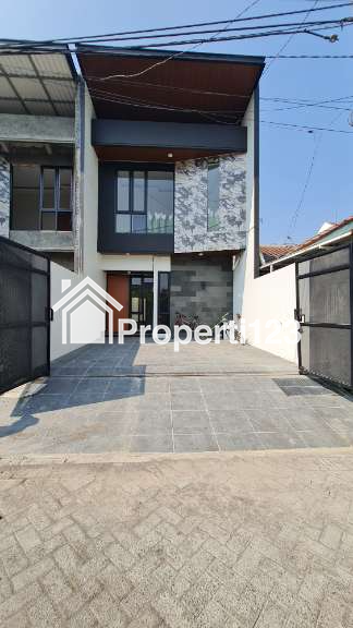 Rumah Baru Modern Siap Huni Di Rungkut Mapan Surabaya Timur - 2