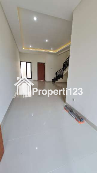 Rumah Baru Modern Siap Huni Di Rungkut Mapan Surabaya Timur - 7