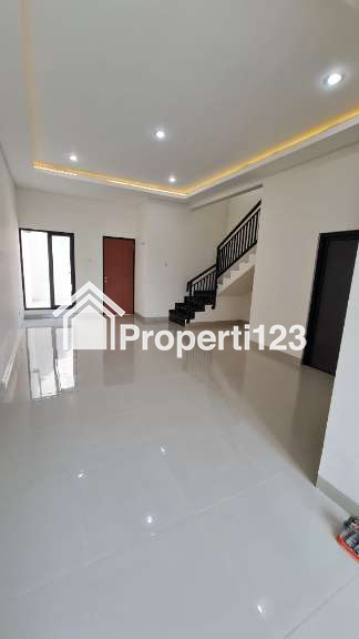 Rumah Baru Modern Siap Huni Di Rungkut Mapan Surabaya Timur - 6