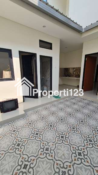 Rumah Baru Modern Siap Huni Di Rungkut Mapan Surabaya Timur - 9