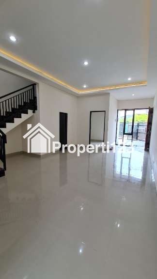 Rumah Baru Modern Siap Huni Di Rungkut Mapan Surabaya Timur - 10