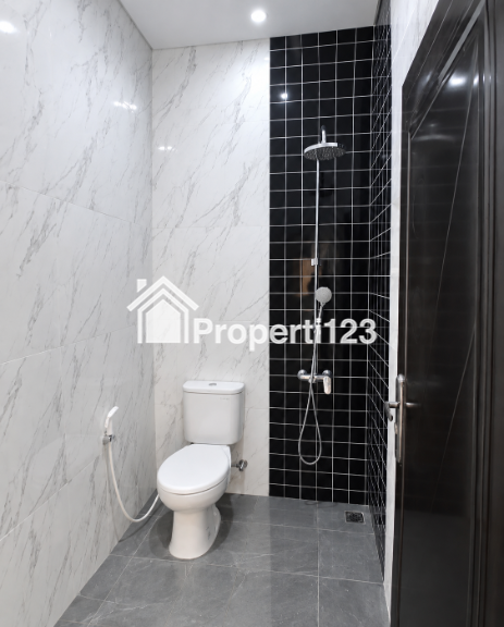 Dijual Rumah Baru Semi Furnished Di Jalan Kaliurang Yogyakarta - 7