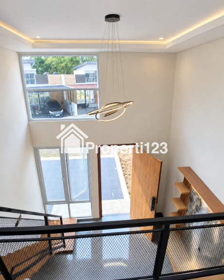 Dijual Rumah Baru Semi Furnished Di Jalan Kaliurang Yogyakarta - 5