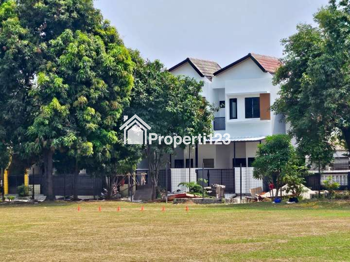 Rumah Baru Hadap Taman Perumahan Harapan Jaya Bekasi Utara - 18