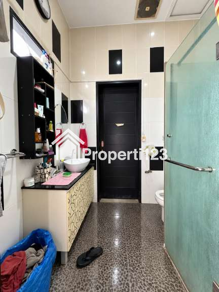 Rumah Hook Luas di Cipayung Jakarta Timur Dekat Tol - 8