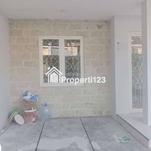 ‼️LIKE NEW‼️  RUMAH MURAH FULL RENOVASI Di Perumahan Greenlake Wonorejo RUngkut Surabaya Timur - 3