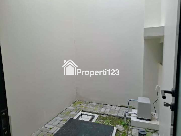 Rumah Siap Huni Cluster Regia Summarecon Crown Gading Bekasi - 8