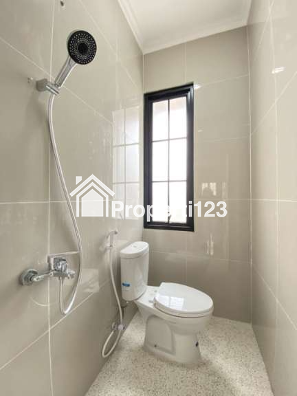 Rumah Baru Cluster Ifolia Kota Harapan Indah Bekasi - 13