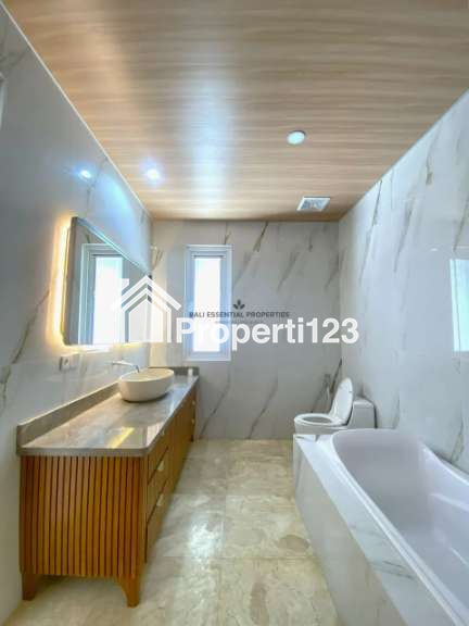 MODERN 4 BEDROOOM VILLA FOR RENT IN BERAWA – SC201 - 12