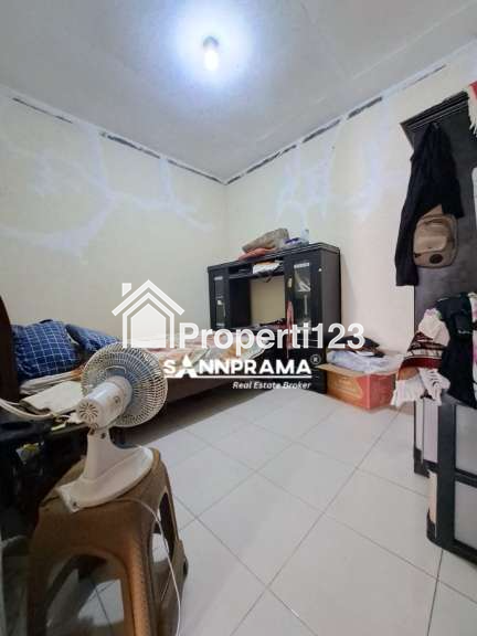 Disewakan rumah murah siap huni dlm perumahan dibeji depok - 4