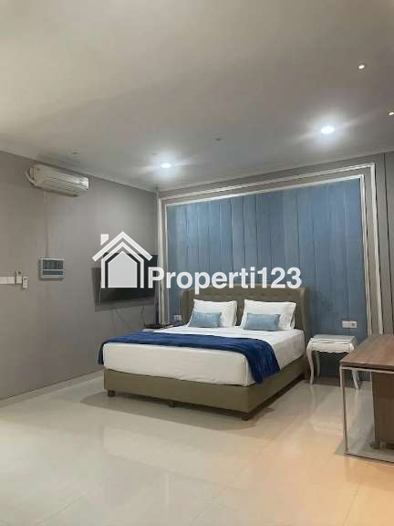 Dijual Rumah Mewah Full Furnished Cluster Exclusif Santiago Rosa – Pakuwon City, Surabaya - 6