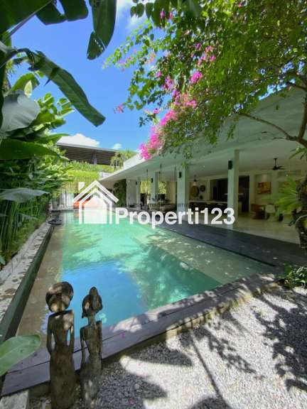 LUXURIOUS 5 BEDROOM VILLA FOR RENT AND SALE IN UMALAS – AM001 - 1