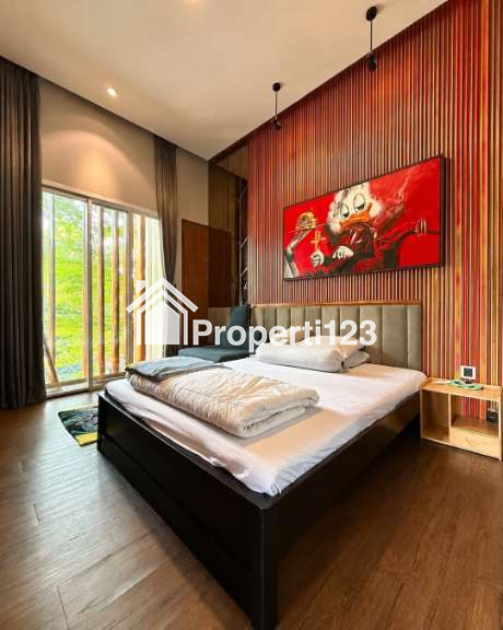 Rumah Modern Industrial Furnished Cempaka Baru Kemayoran Jakarta Pusat - 17