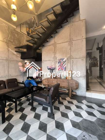 Rumah Modern Industrial Furnished Cempaka Baru Kemayoran Jakarta Pusat - 6