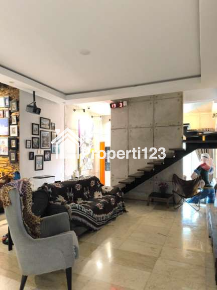 Rumah Modern Industrial Furnished Cempaka Baru Kemayoran Jakarta Pusat - 8
