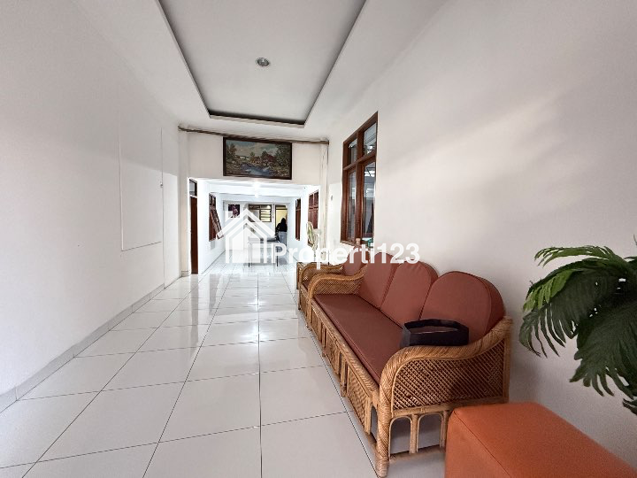 Dijual Rumah Hadap Timur di Jalan Tanah Tinggi Senen Jakarta Pusat - 3