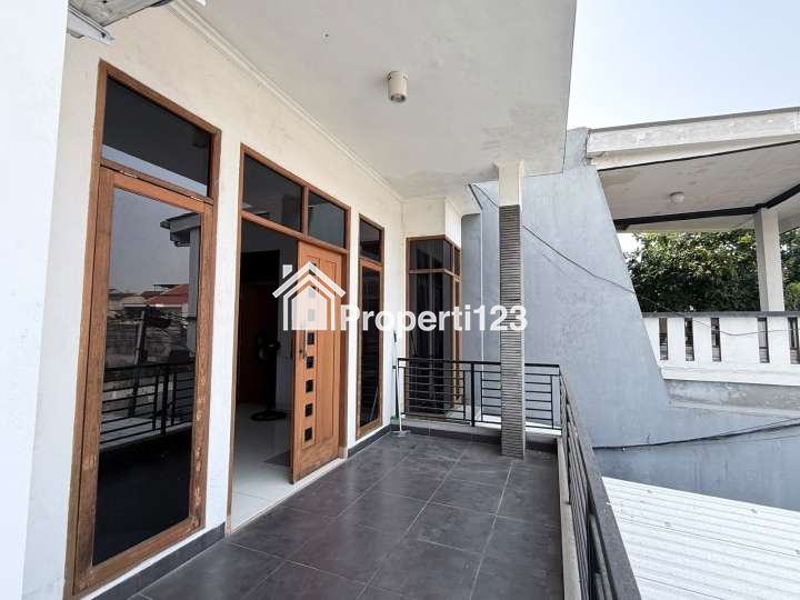 Rumah Strategis Tanah Tinggi Johar Baru Senen Jakarta Pusat - 15