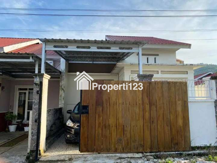 Jual Rumah Lokasi Sudut - 1