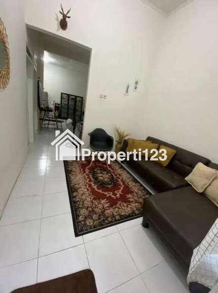 Jual Rumah Lokasi Sudut - 2