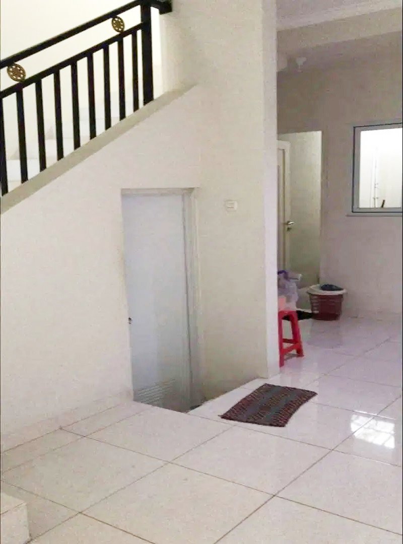 Rumah Dijual Murah 2 Lantai Lokasi Strategis di Citra Raya Cikupa Tangerang - 7
