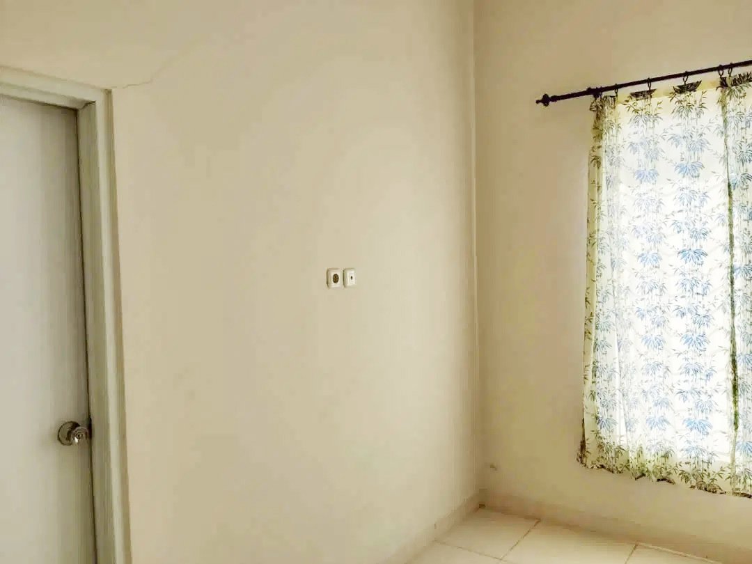 Rumah Dijual Murah 2 Lantai Lokasi Strategis di Citra Raya Cikupa Tangerang - 6