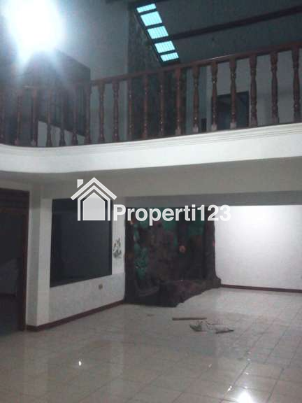 Rumah 2Lt. Ekslusif bisa U. Kantor/Usaha Strategis dekat terusan Casablanca Klender - 5