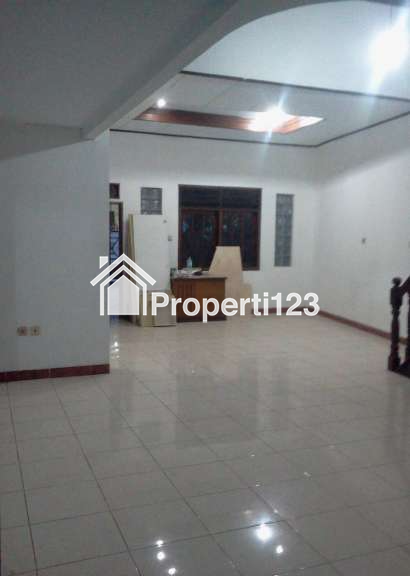 Rumah 2Lt. Ekslusif bisa U. Kantor/Usaha Strategis dekat terusan Casablanca Klender - 8