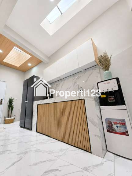 Rumah Baru Renovasi Fully Furnished Setu Tangerang Selatan - 6
