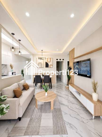 Rumah Baru Renovasi Fully Furnished Setu Tangerang Selatan - 3