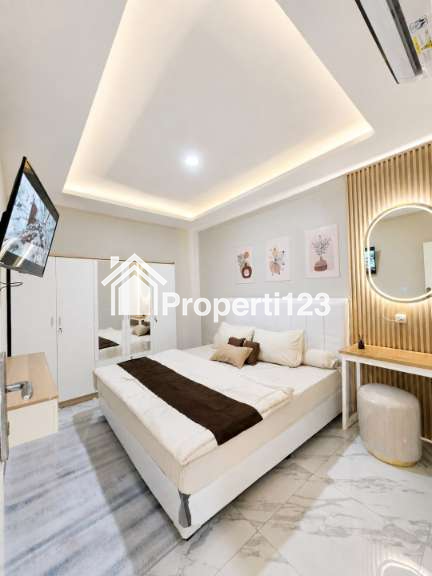 Rumah Baru Renovasi Fully Furnished Setu Tangerang Selatan - 9