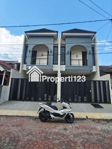 Rumah Baru Gress Perumahan Nirwana Eksekutif Rungkut Surabaya Timur - 3
