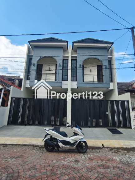 Rumah Baru Gress Perumahan Nirwana Eksekutif Rungkut Surabaya Timur - 2