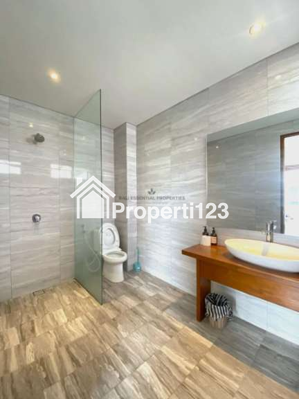 MODERN 3 BEDROOM VILLA FOR RENT IN KEROBOKAN – SC190 - 10