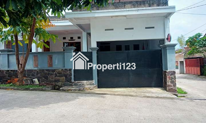 Rumah Modern Minimalis View Pegunungan 3 Kamar Tidur 2 Kamar Mandi Garasi Lingkungan Tenang Asri Nyaman di Perumahan Manglayang Regency Bandung Timur - 1