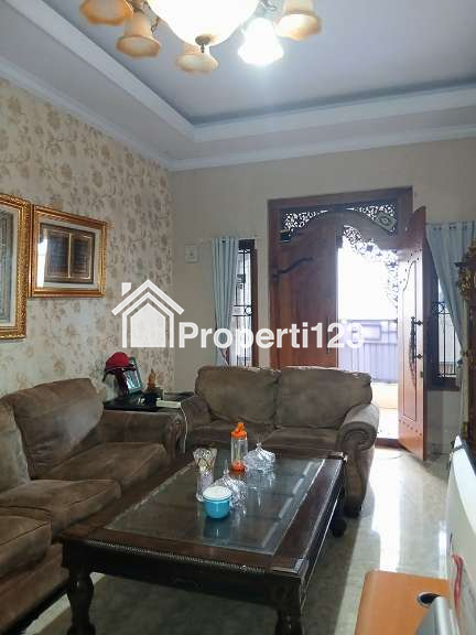 Rumah Modern Tropis 3 Kamar Tidur 2 Kamar Mandi Carport Kualitas Bangunan Premium Dekat Gerbang Tol Setu di Perumahan Setu Indah Jakarta Timur - 3