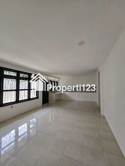 Rumah second dalam komplek akses lebar di Duren Sawit Jaktim - 7