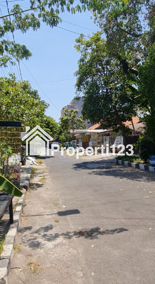 Rumah Murah Hitung Tanah di Gayungsari Surabaya Selatan - 3