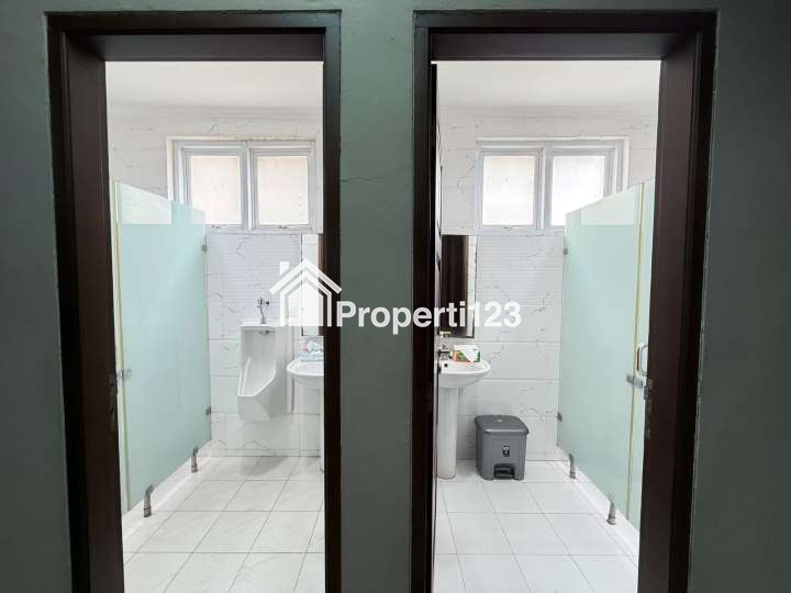 Gedung Kantor Fully Furnished Warung Buncit Pancoran Jakarta Selatan - 12
