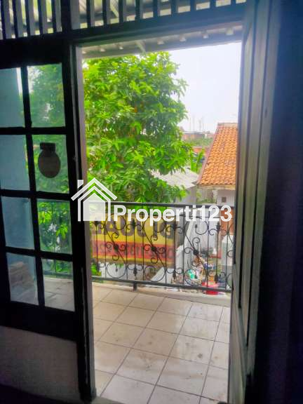 Di Jual Cepat Rumah Dekat RSUD Depok Sawangan - 9