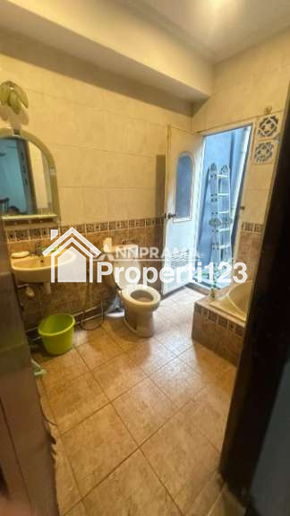 Rumah Second 2 Lantai Murah siap huni semifurnished di sukMajaya depok - 6