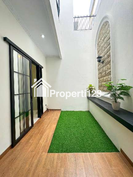 Dijual Rumah Modern Dekat RSUD Jagakarsa Jakarta Selatan - 5
