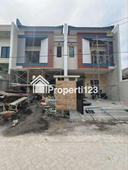 Rumah Modern Baru Gress Di Perumahan Nirwana Eksekutif Rungkut Surabaya Timur - 1
