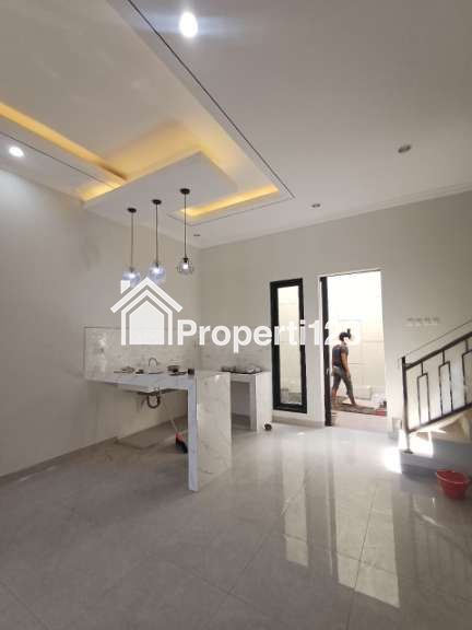 Rumah Modern Baru Gress Di Perumahan Nirwana Eksekutif Rungkut Surabaya Timur - 6