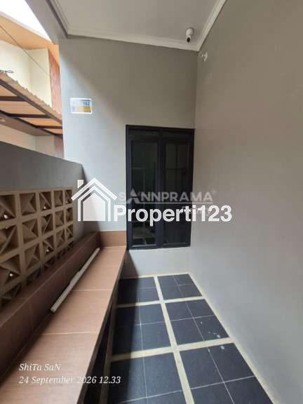 Rumah second 2 lantai murah siap huni Akses motor diPancoran Mas Depok - 2