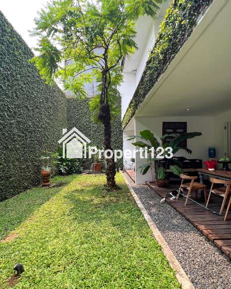 Dijual Rumah di Jl.Tirtayasa, Melawai, Kebayoran baru, Jakarta Selatan - 9